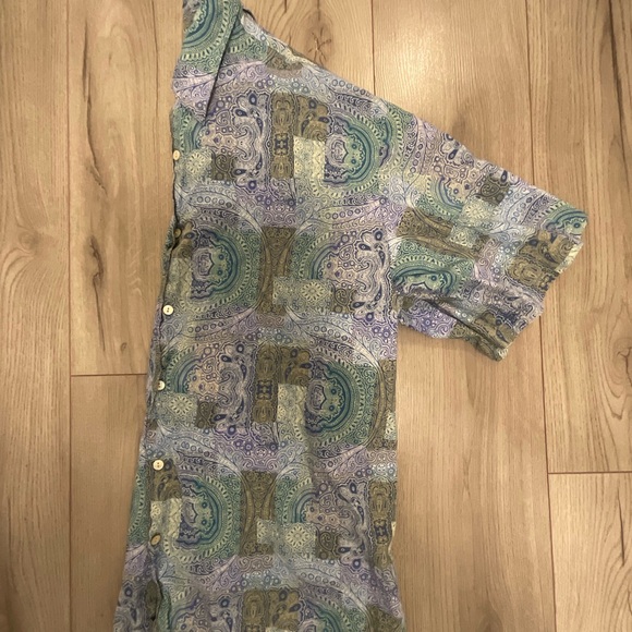 Short Sleeve Button Down Party Shirt - Picture 2 of 2